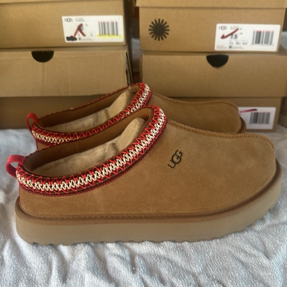 Ugg Kids Tasman Slipper - Picture 4 of 6